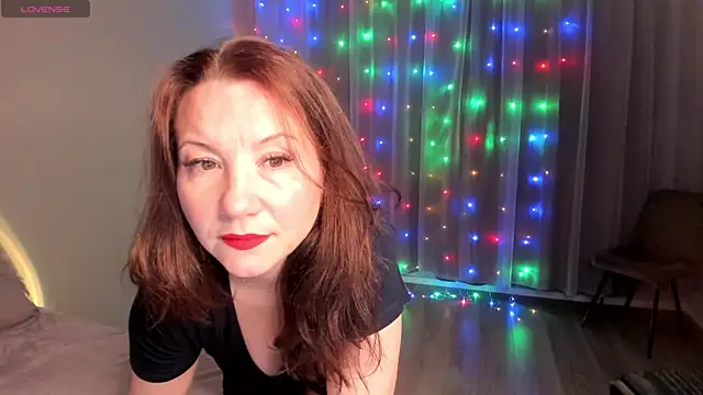 AliceeShy online show from May 16, 2026, 1:26 am