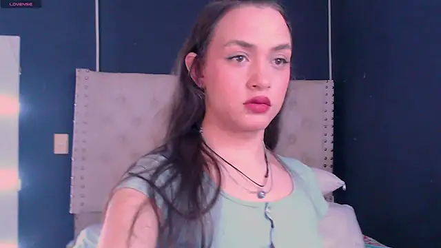 valen thompson online show from February 6, 2025, 11:48 pm