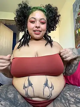 PrincessLauren420 online show from February 19, 2026, 10:07 pm