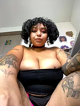 PrincessLauren420 online show from October 3, 2025, 6:53 pm