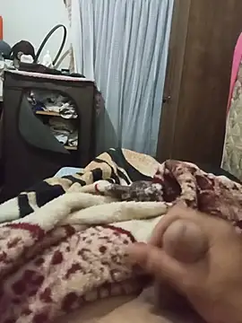 Edsondsos online show from July 8, 2026, 1:52 am
