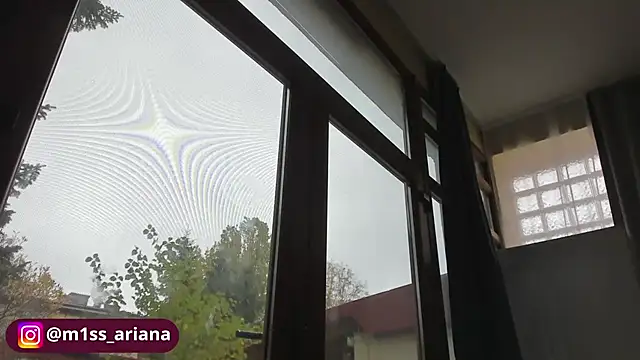 Snapshot of Miss_Ariana_ chatting on November 7, 2025, 9:14 am Miss Ariana online show from November 7, 2025, 9:14 am