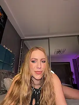 RockQueen A online show from January 12, 2026, 5:03 am