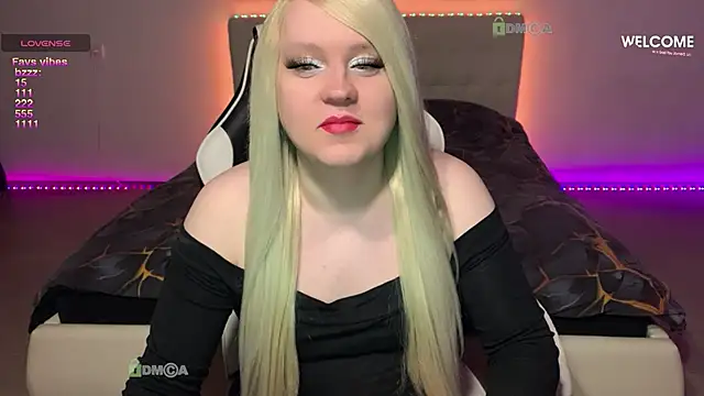 camsmiley online show from March 4, 2026, 5:26 am