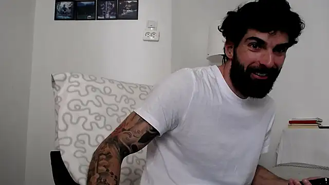 Verycutex online show from March 19, 2026, 10:04 am