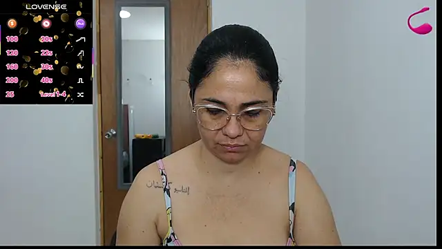 Snapshot of selena_ferri chatting on February 10, 2026, 7:46 pm selena ferri online show from February 10, 2026, 7:46 pm