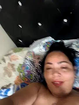 NIKOLE1301 online show from April 4, 2026, 3:07 pm