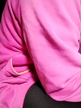 Snapshot of loveyou246 chatting on March 1, 2025, 11:37 pm loveyou246 online show from March 1, 2025, 11:37 pm