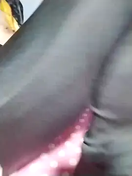 Snapshot of loveyou246 chatting on January 13, 2025, 9:52 am loveyou246 online show from January 13, 2025, 9:52 am