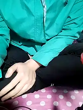 Snapshot of loveyou246 chatting on February 23, 2025, 7:55 am loveyou246 online show from February 23, 2025, 7:55 am