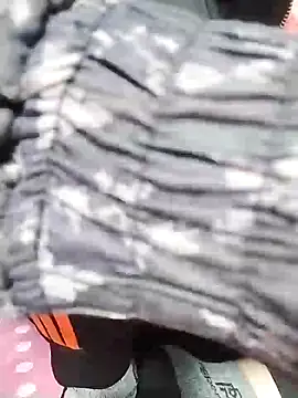 Snapshot of loveyou246 chatting on February 6, 2025, 4:42 am loveyou246 online show from February 6, 2025, 4:42 am