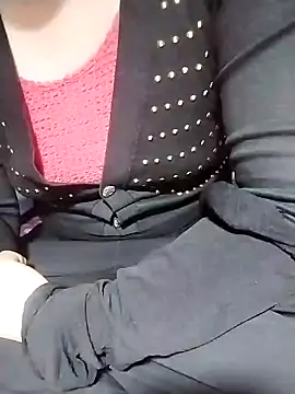 Snapshot of loveyou246 chatting on January 23, 2025, 9:08 am loveyou246 online show from January 23, 2025, 9:08 am