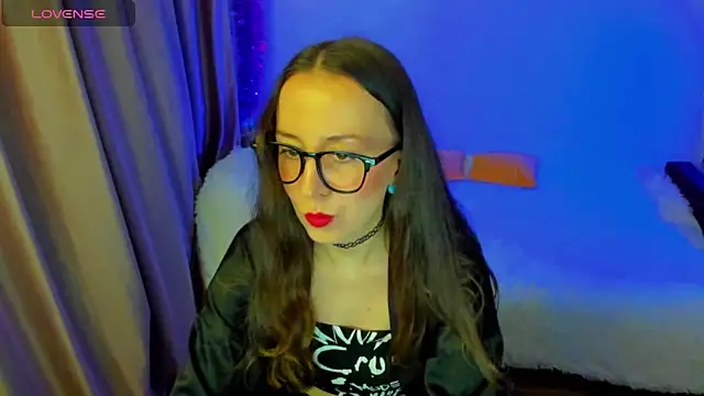 Snapshot of CurlySteph chatting on February 7, 2026, 9:23 pm CurlySteph online show from February 7, 2026, 9:23 pm