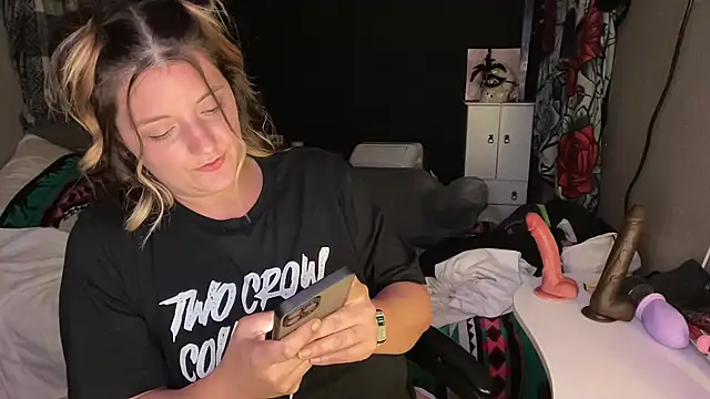 magicsparkles online show from December 19, 2025, 12:25 am