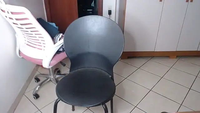 bustycarly online show from February 1, 2026, 10:30 pm