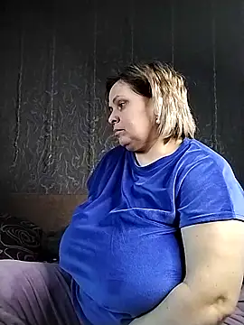 Snapshot of EvaCristal chatting on February 19, 2026, 10:12 am EvaCristal online show from February 19, 2026, 10:12 am