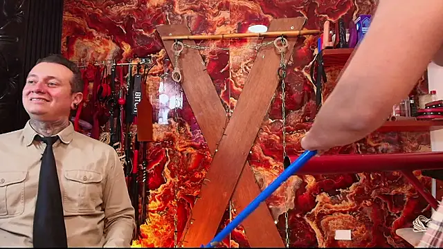 boy n girl online show from February 9, 2026, 6:17 pm