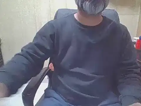 hairymaster95 online show from January 11, 2026, 7:04 am