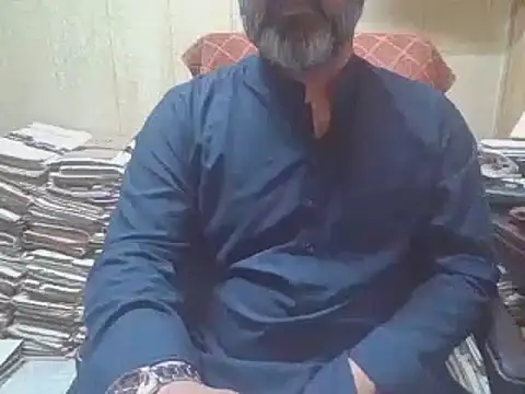 hairymaster95 online show from October 29, 2025, 3:38 am