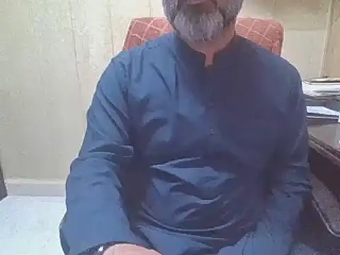 hairymaster95 online show from April 4, 2026, 3:57 am