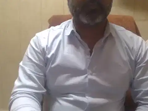 hairymaster95 online show from February 4, 2025, 12:11 pm