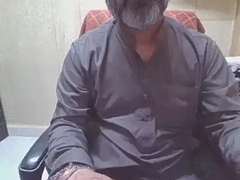 hairymaster95 online show from March 4, 2026, 8:11 am