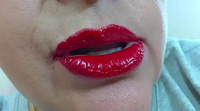 Kerly Doll online show from February 14, 2025, 12:19 am