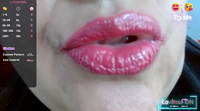 Kerly Doll online show from February 26, 2025, 8:36 pm