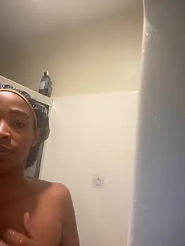 Cum2Charm online show from October 7, 2025, 1:01 pm