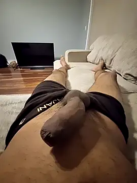 YourPersonall online show from March 27, 2026, 2:09 am