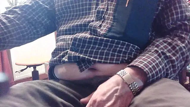 Snapshot of HaraldGermany chatting on April 8, 2026, 5:14 pm HaraldGermany online show from April 8, 2026, 5:14 pm