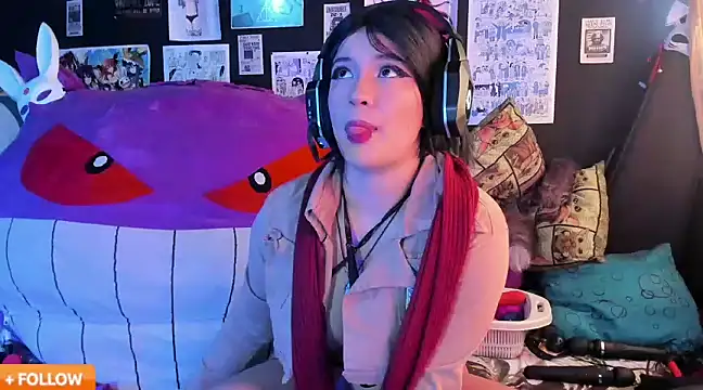 Emilythemachine online show from March 6, 2025, 3:13 pm