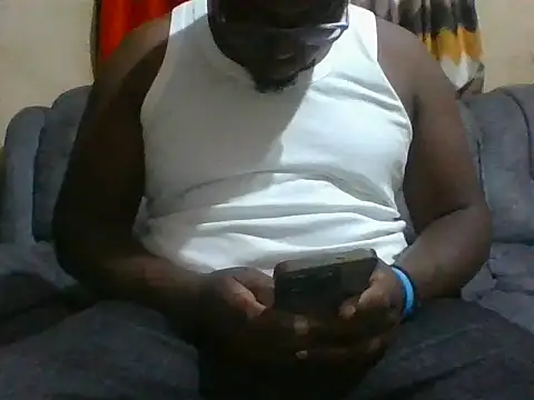 honeyswit online show from June 9, 2026, 10:00 pm