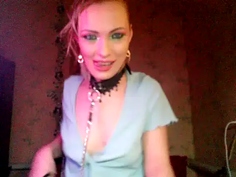 WildMissNiks online show from November 29, 2025, 9:42 am