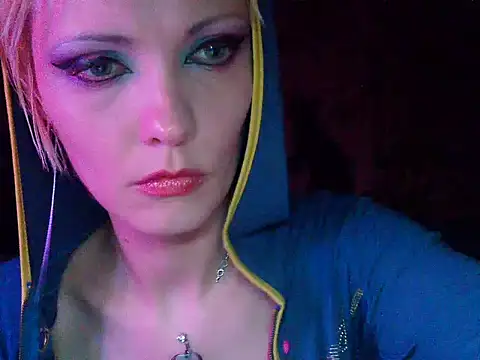 WildMissNiks online show from February 1, 2025, 3:18 pm