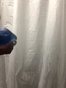 69RIPsta69 online show from October 6, 2025, 11:05 pm