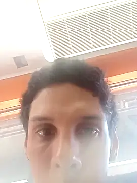 Snapshot of Kingeduardo chatting on January 28, 2025, 5:56 pm Kingeduardo online show from January 28, 2025, 5:56 pm