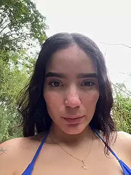 Snapshot of LaurenTurner_ chatting on March 7, 2025, 7:16 pm LaurenTurner online show from March 7, 2025, 7:16 pm