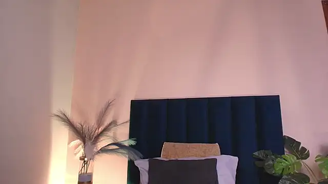 Christy Sea online show from April 17, 2026, 12:19 pm