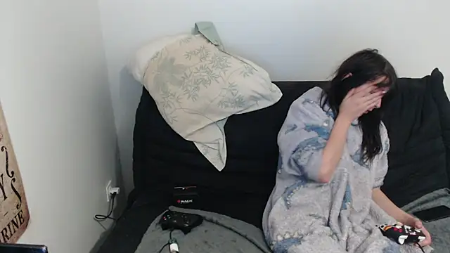 missthon0 online show from March 17, 2025, 3:29 pm