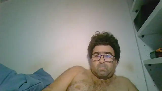 gerilom8787 online show from October 15, 2025, 10:51 pm