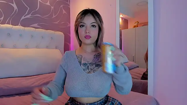 KeilaLovJack online show from January 29, 2025, 2:10 pm