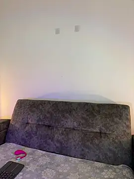 KallyMyller1 online show from April 16, 2026, 7:36 pm