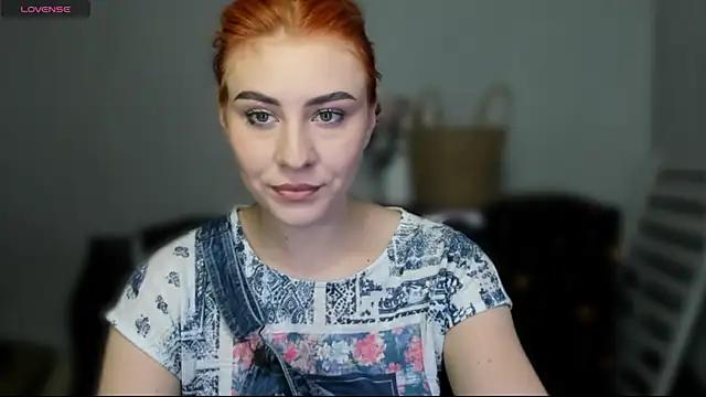 Snapshot of KindKristy chatting on June 25, 2026, 5:05 am KindKristy online show from June 25, 2026, 5:05 am