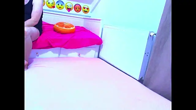 evehotty online show from January 11, 2026, 8:05 pm