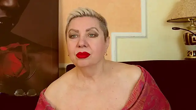 LadyPosh online show from May 14, 2026, 7:44 pm