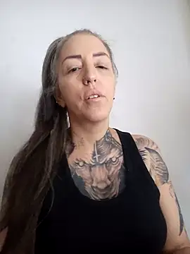Snapshot of vamporasuccubus19777 chatting on February 10, 2025, 8:00 pm vamporasuccubus19777 online show from February 10, 2025, 8:00 pm
