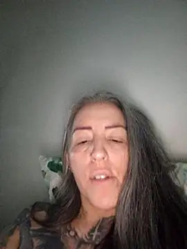 Snapshot of vamporasuccubus19777 chatting on February 12, 2025, 11:41 pm vamporasuccubus19777 online show from February 12, 2025, 11:41 pm