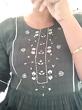 Yoursejal online show from November 12, 2025, 9:35 am