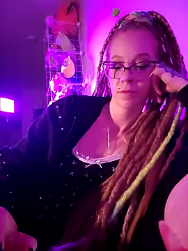 LucidLucy online show from October 11, 2025, 10:38 am